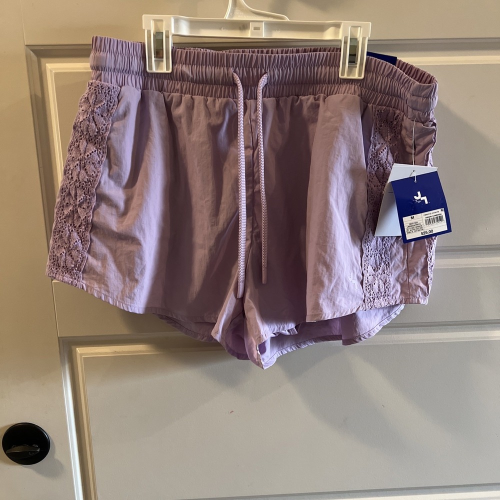 JoyLab Is Omens Athletic Shorts Lavender Built In Brief Women's Size Medium NWT
